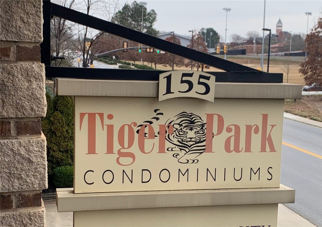 155 Old Greenville Highway 212