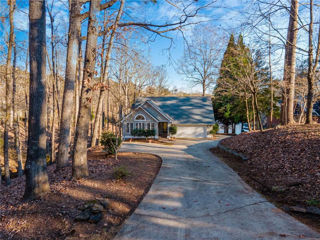 303 Holdievale Drive