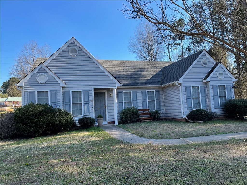 307 Forest Creek Drive