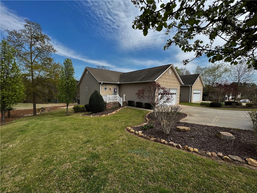 107 Harbour Springs Way