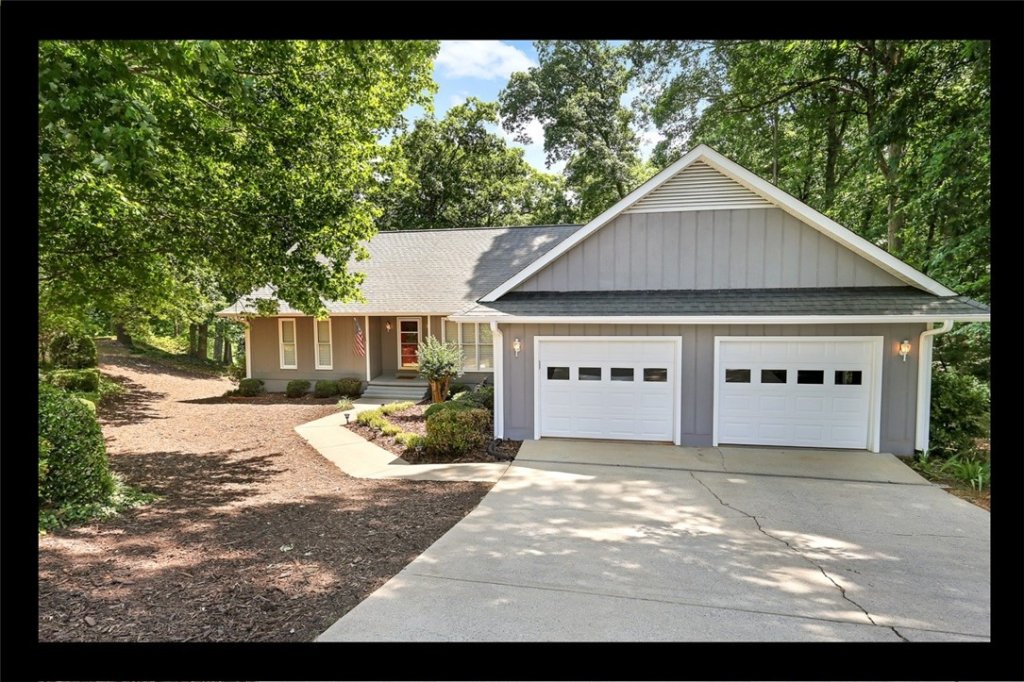 108 Shorecrest Drive