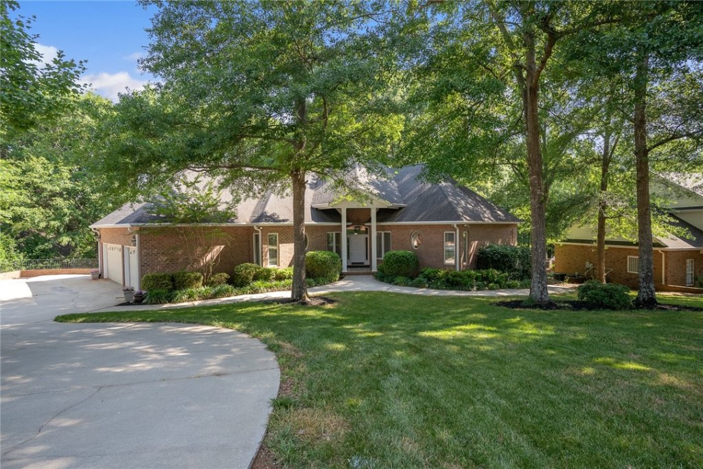 108 Harrison Harbor Way