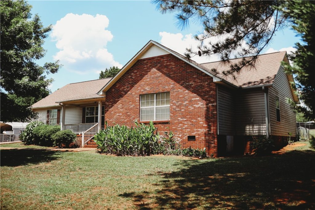 5706 Pearman Dairy Road