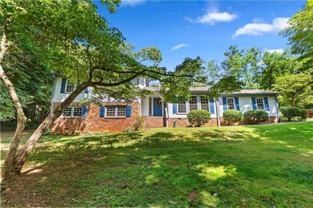 203 Hillandale Road