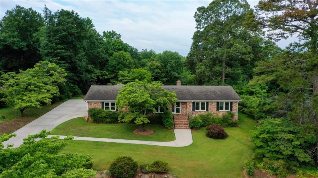 217 Mountain View Lane