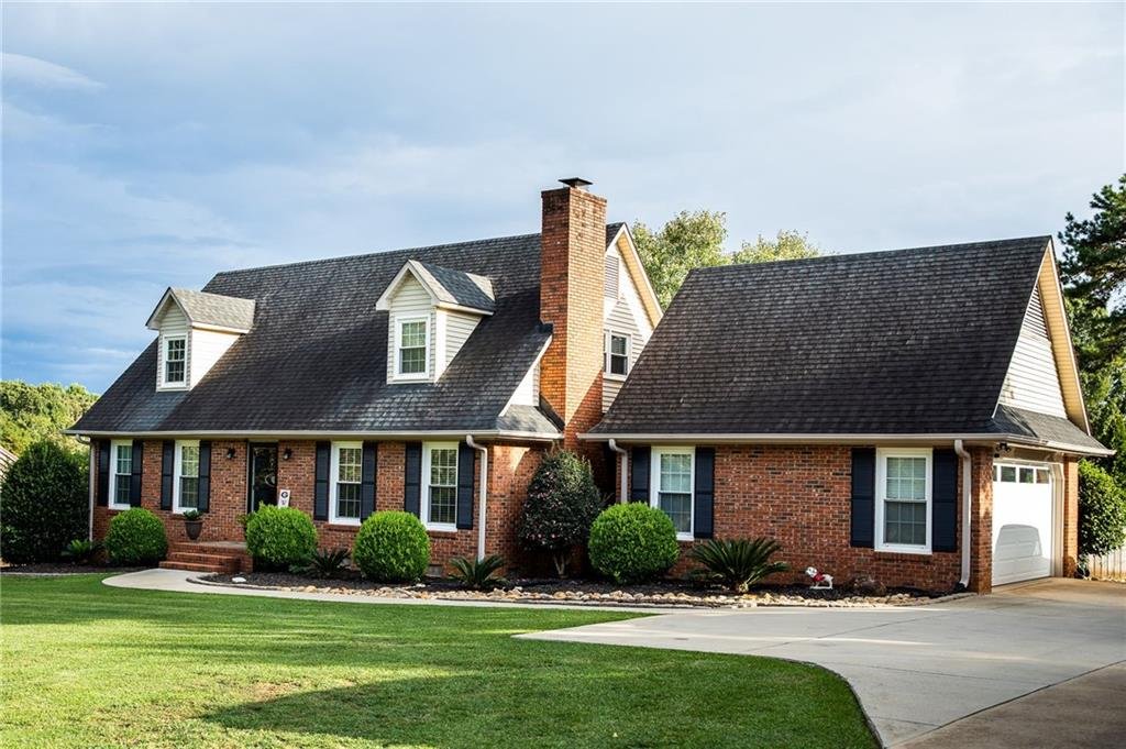 1107 Oak Hill Drive