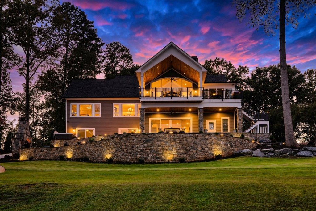 206 Island View Lane