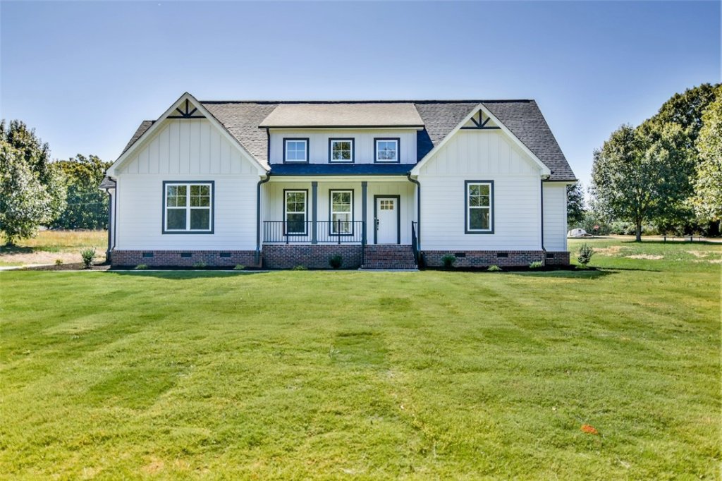 100 Sally Reed Road