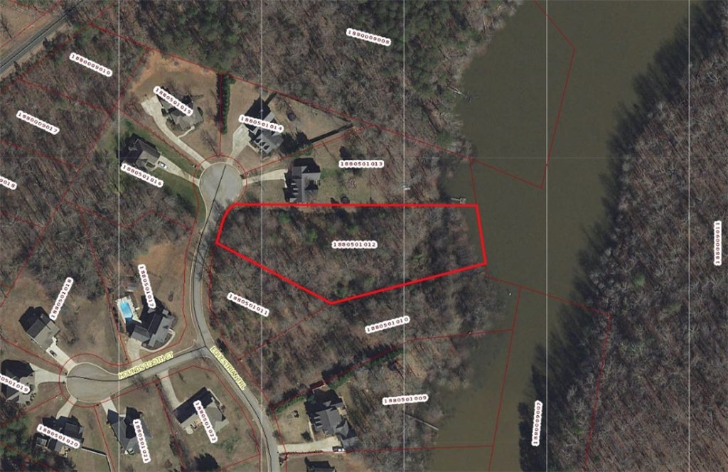 122 Equestrian Trail