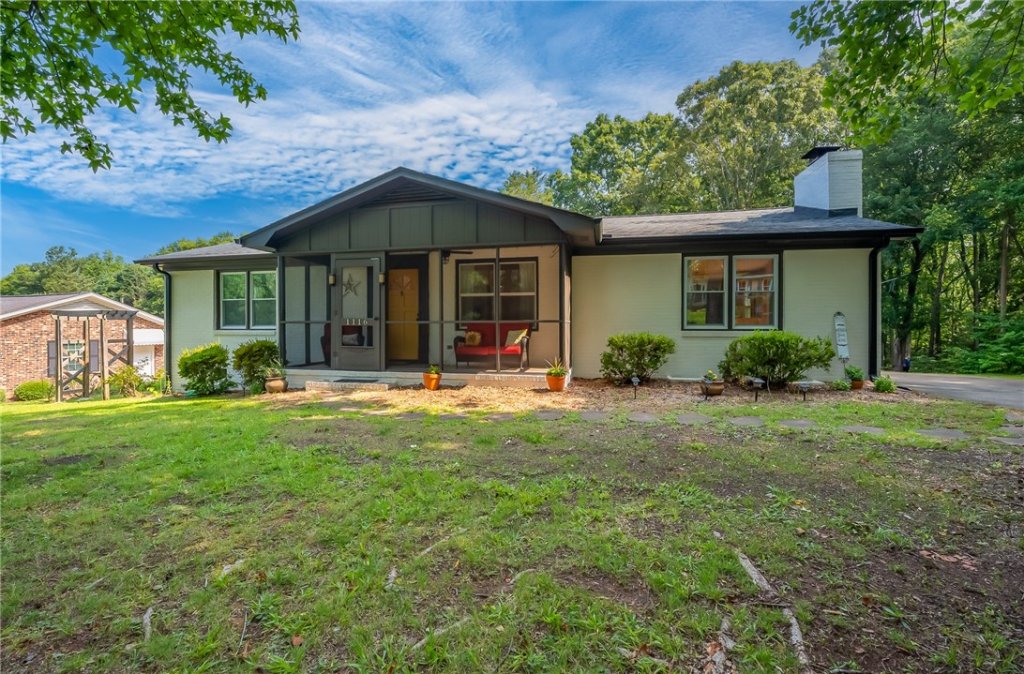 1116 Tall Oaks Circle