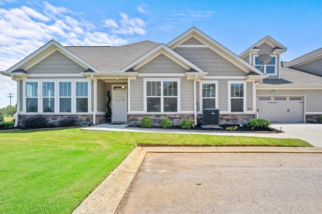 222 Meridian Way