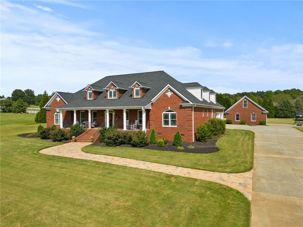 103 Lazy Willow Court