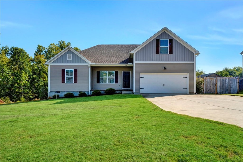 183 Sunny Point Loop