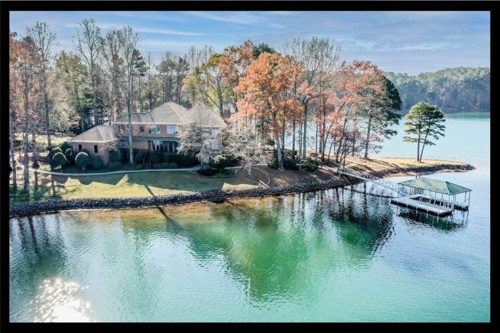 152 S Oak Pointe Drive