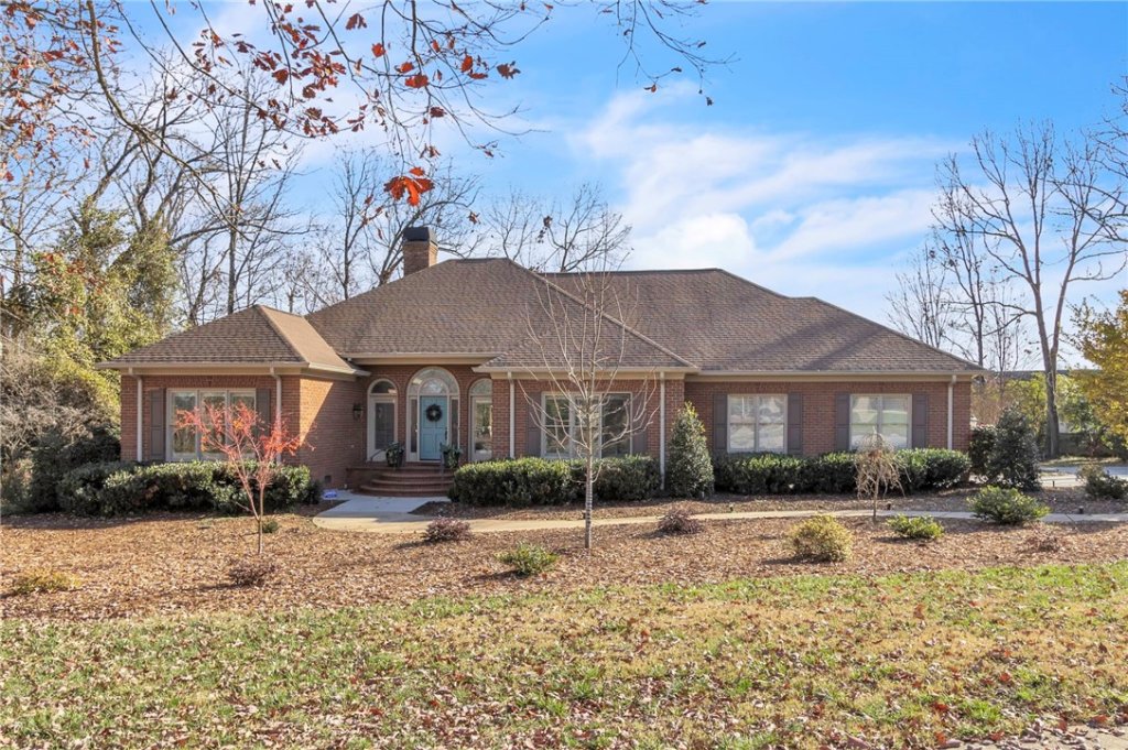 1002 Thornehill Drive