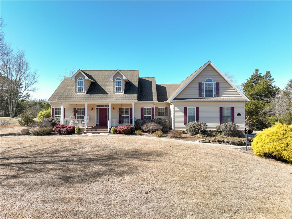 312 Devon Way