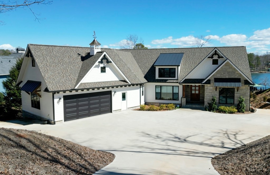359 Stardust Lane