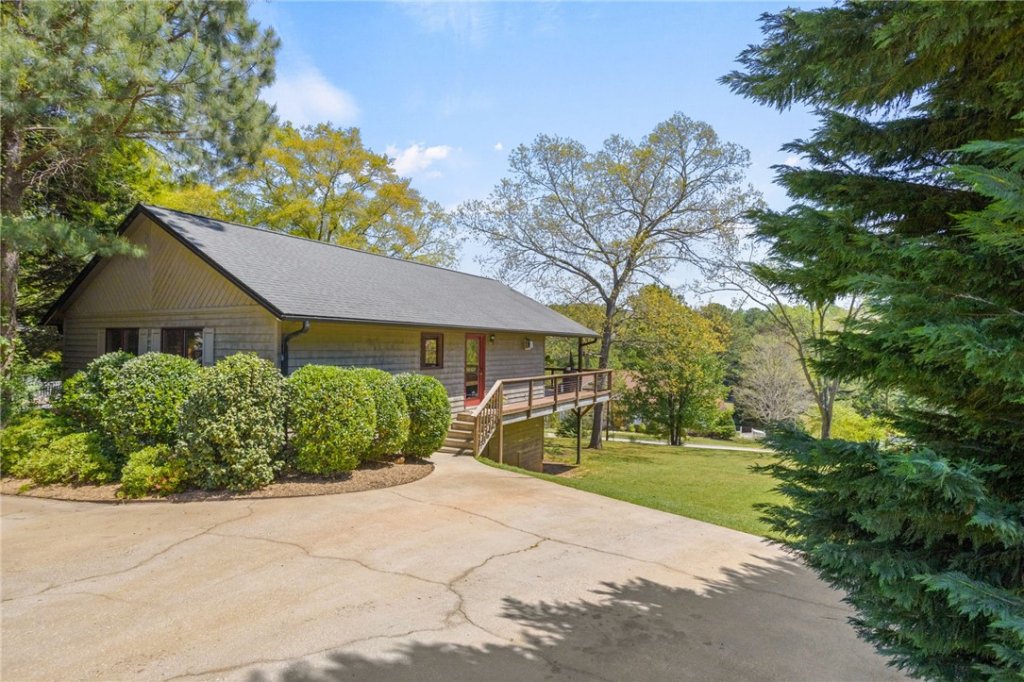 715 Twilight Court