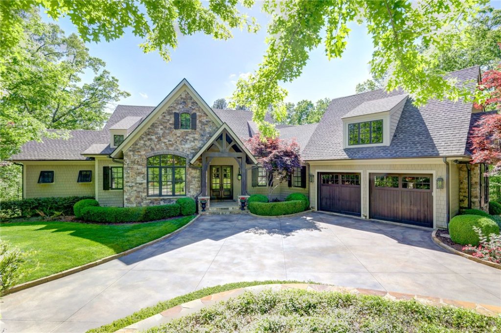 425 Highridge Parkway