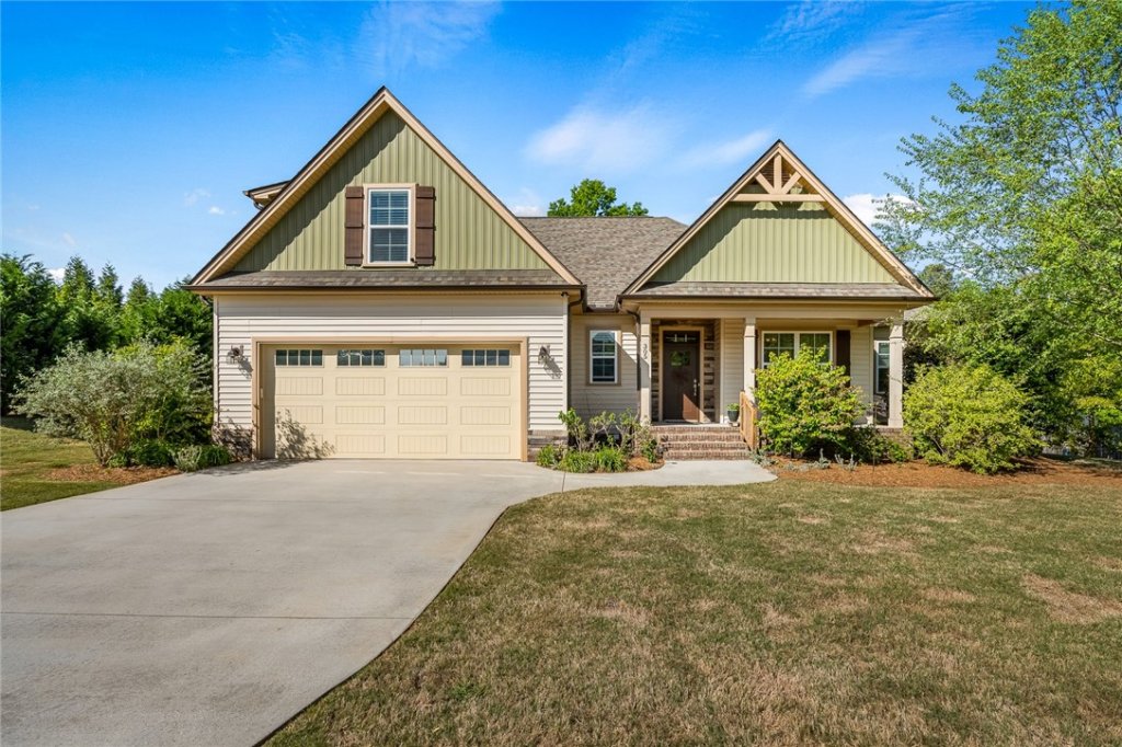 305 Edens Ridge Drive