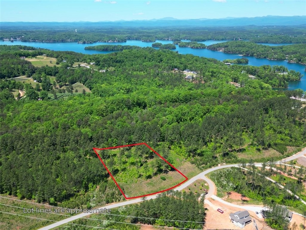 127 Coveside Lane