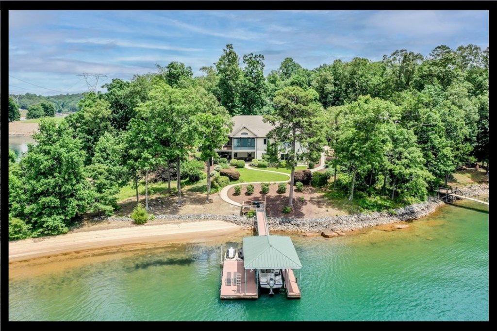 805 Treehaven Court