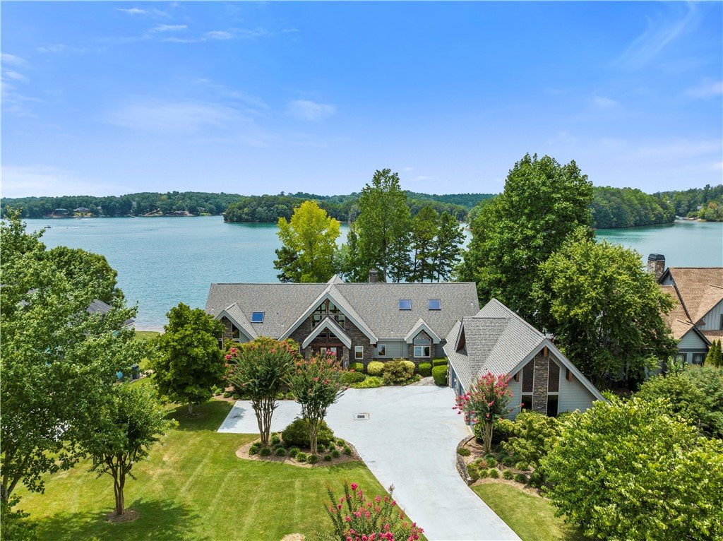 403 Bay Hill Drive