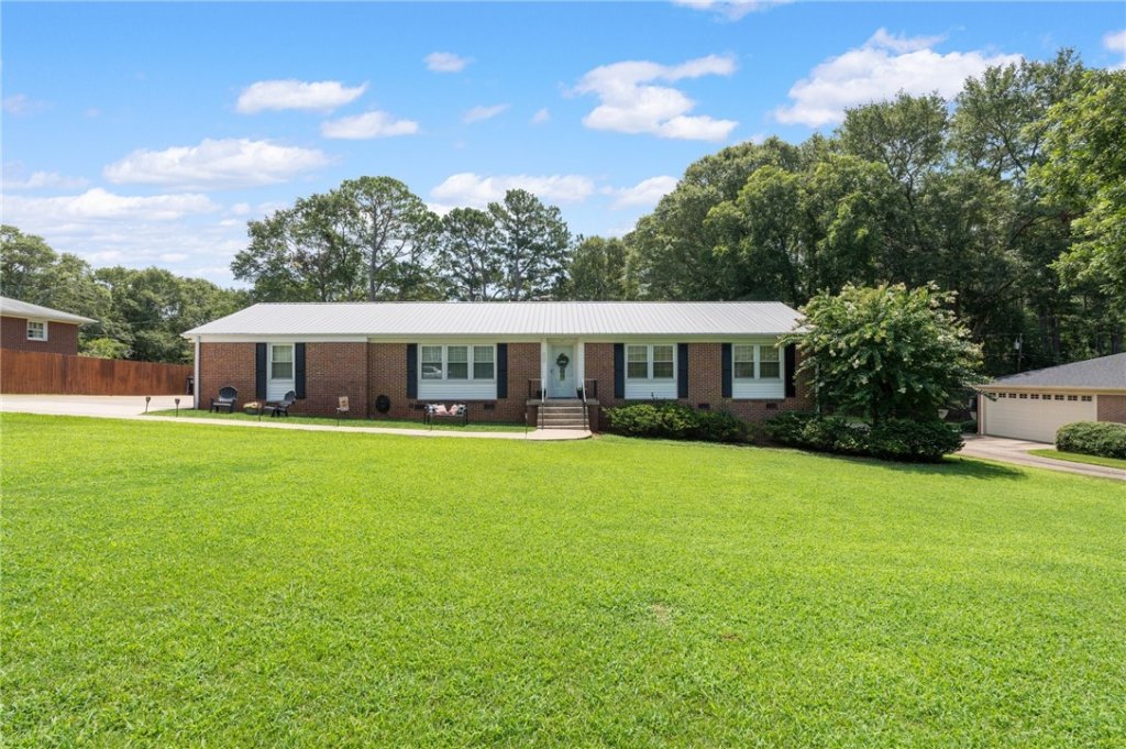 122 Green Forest Drive