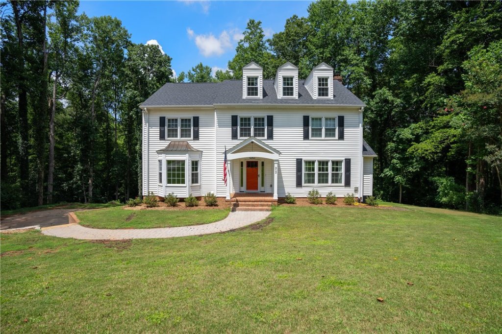 312 Heathwood Lane