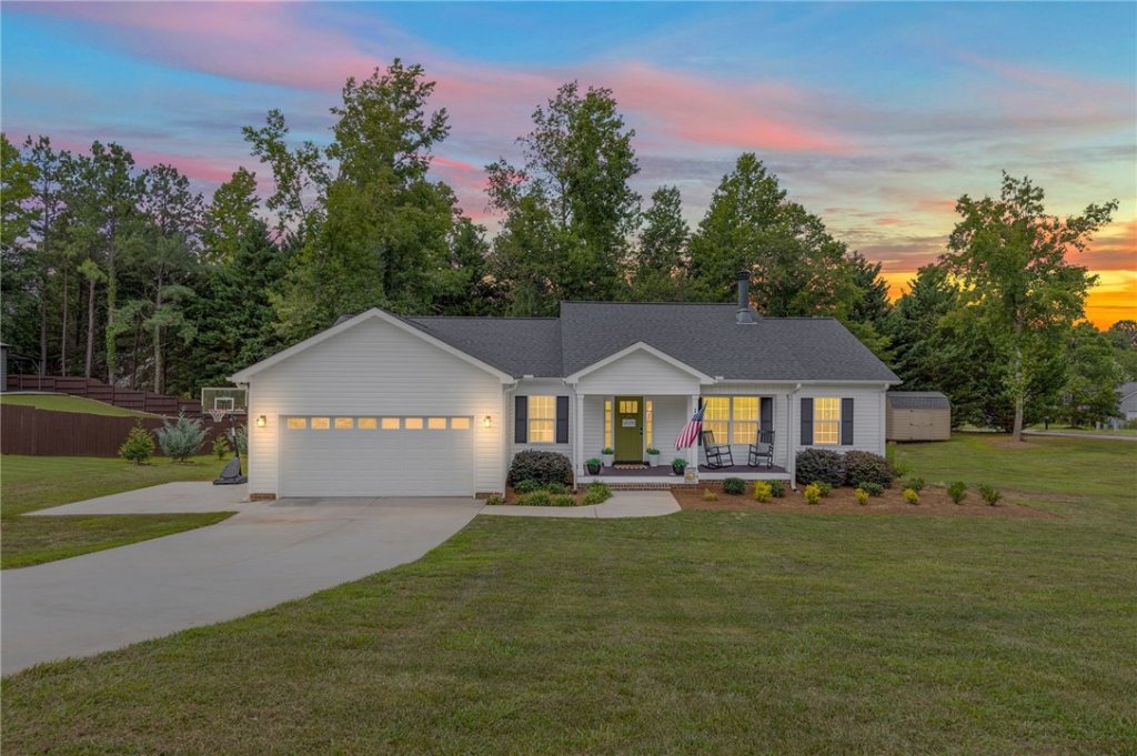 100 Paper Birch Lane