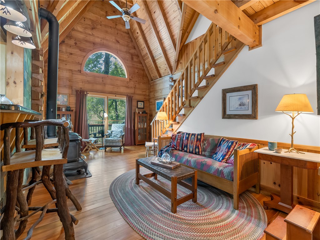 555 Chattooga Lake Road