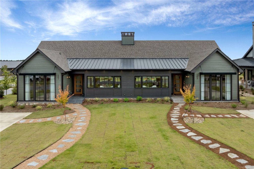 101 Spring Cove Way