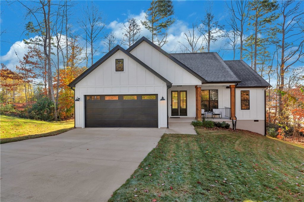 402 Kensington Circle