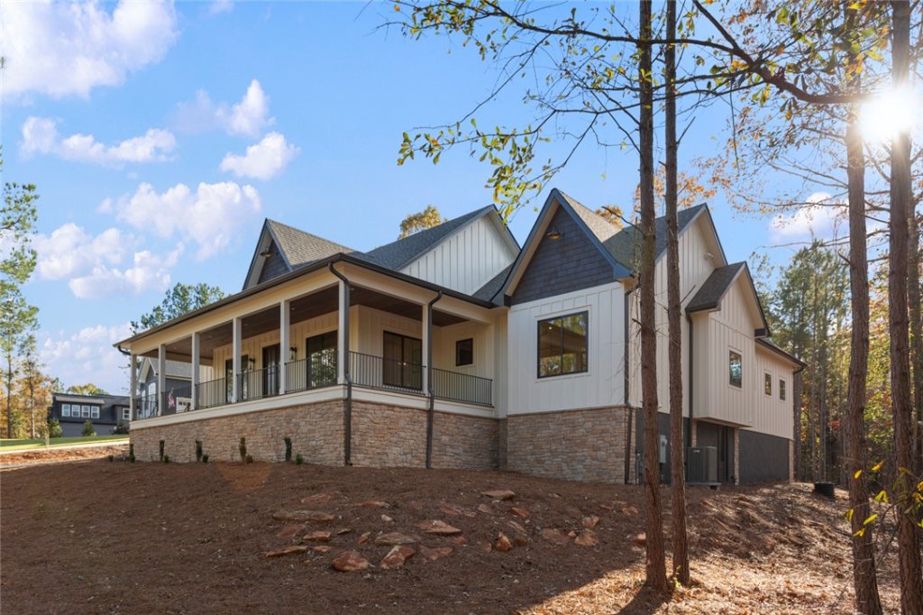 108 Abaco Lane