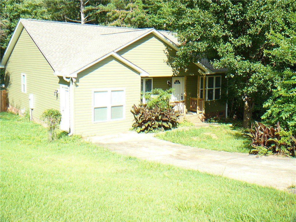 215 Maple Drive