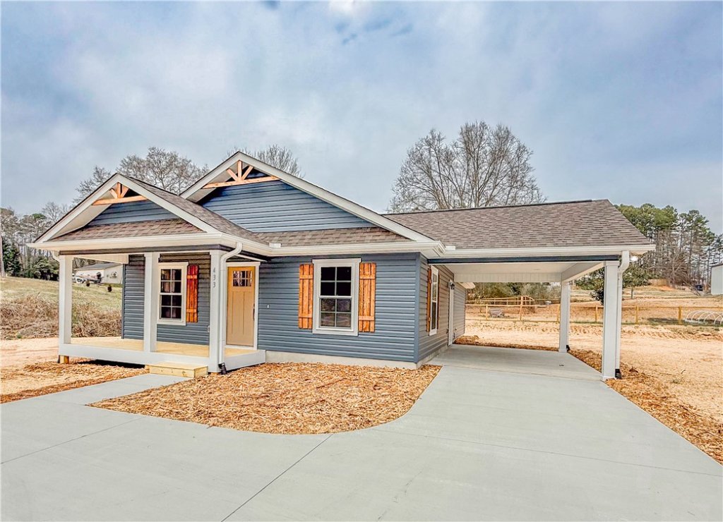 433 Forest Acres Circle