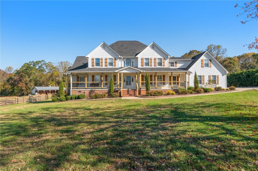 132 Lake Road