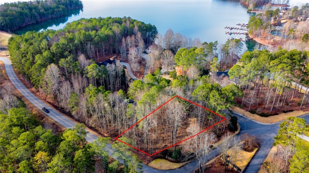 201 Wild Oak Court