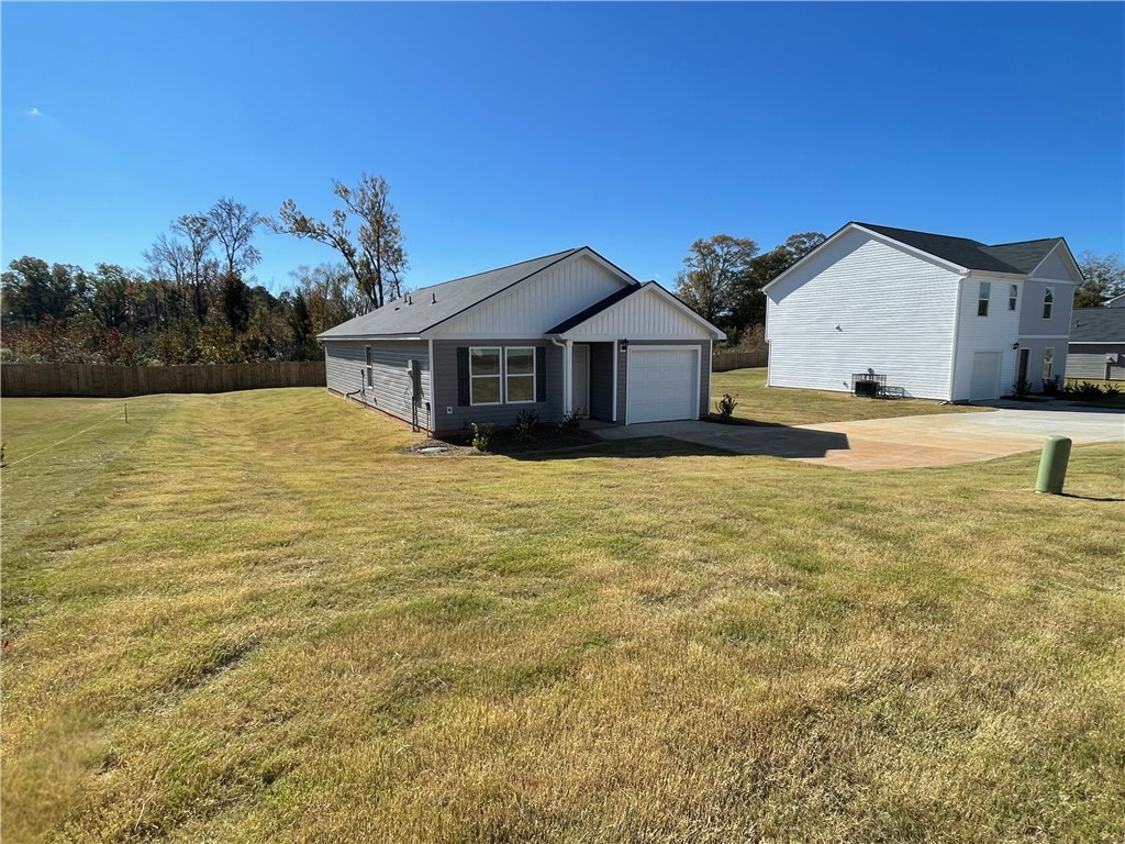 The Enclave At Dixie Drive, Anderson community