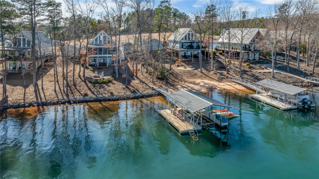 1142 Meares Drive