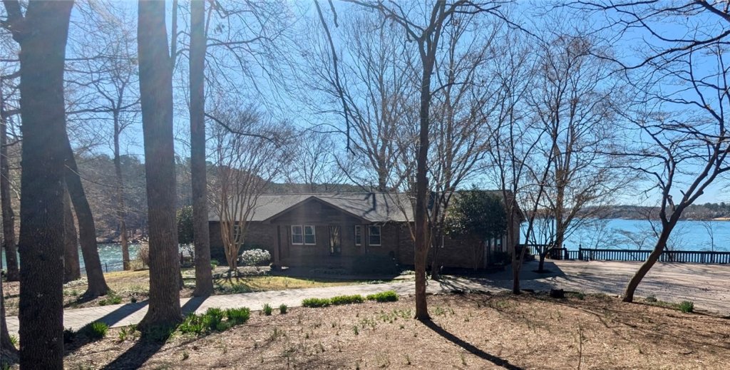 11041 Lake Ridge Lane