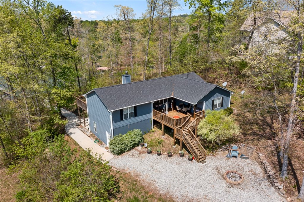 224 Lake Breeze Lane