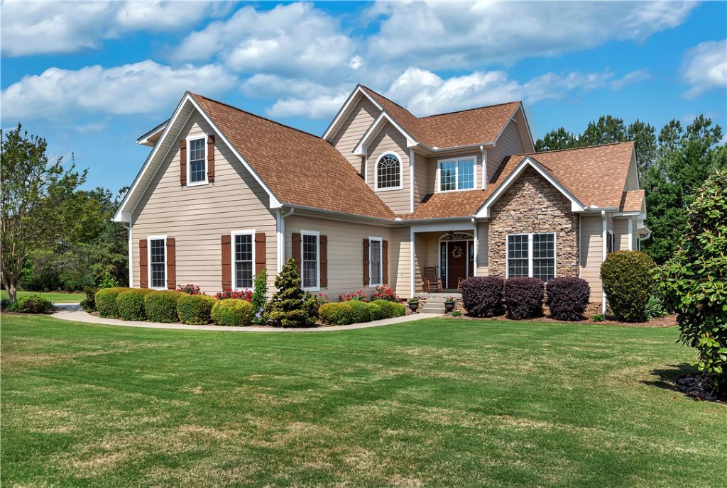 102 Woods Drive