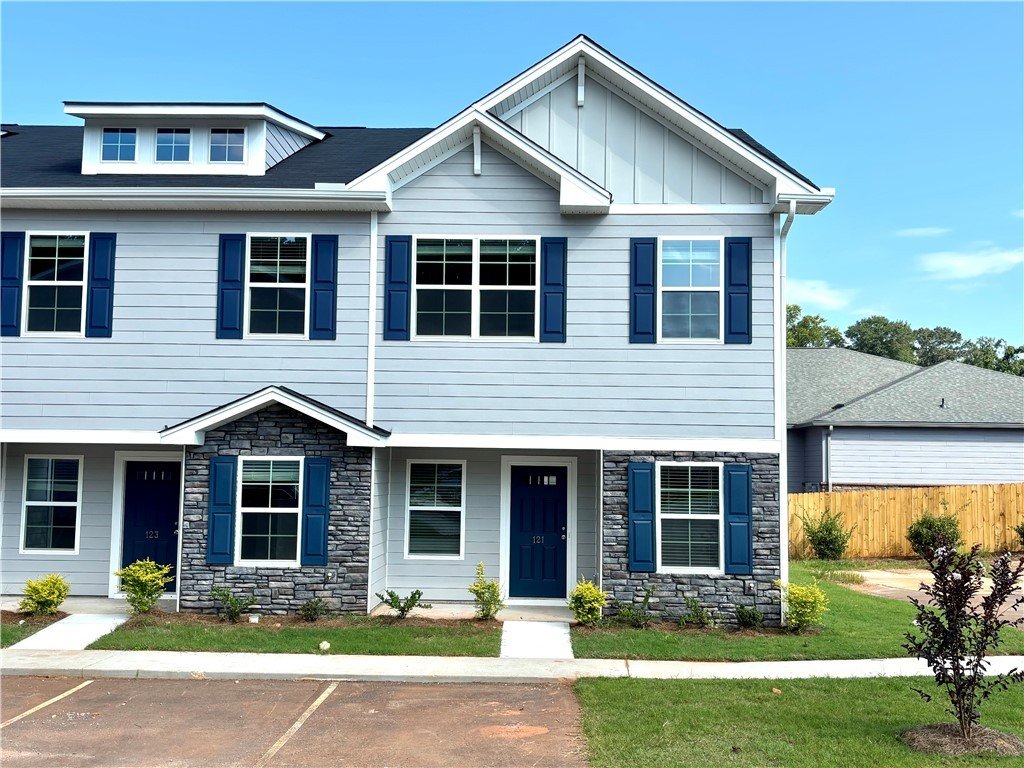 121 Pendleton Place Way
