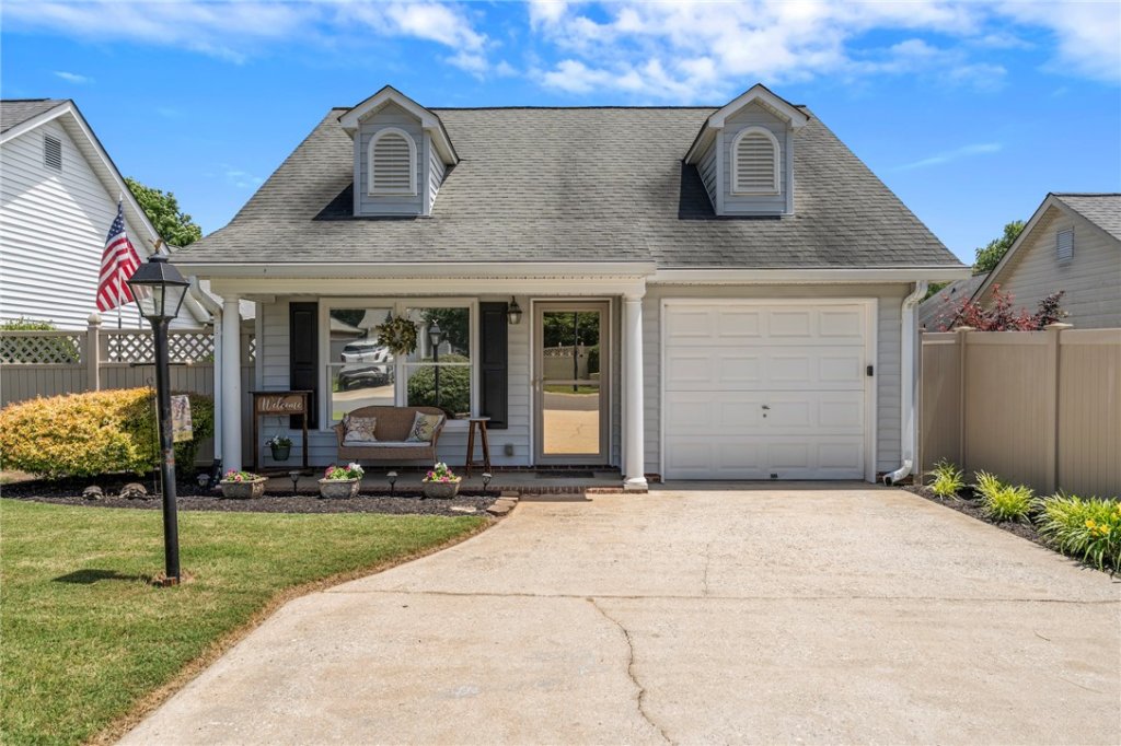 104 Brittania Circle