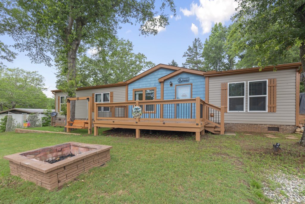 1211 Tugaloo Heights Circle