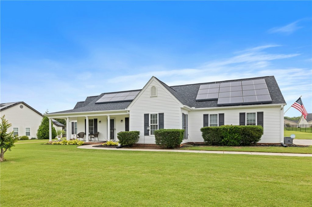 1014 Stoneham Circle