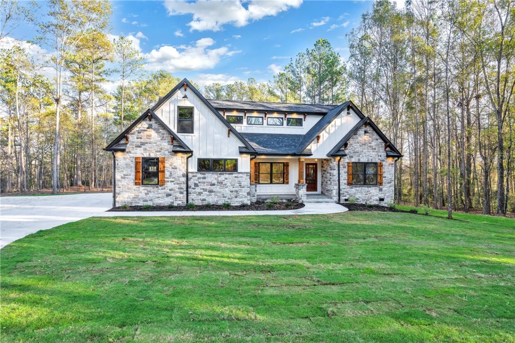 404 Holly Ridge Drive