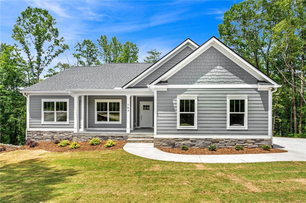 163 W Waters Edge Lane