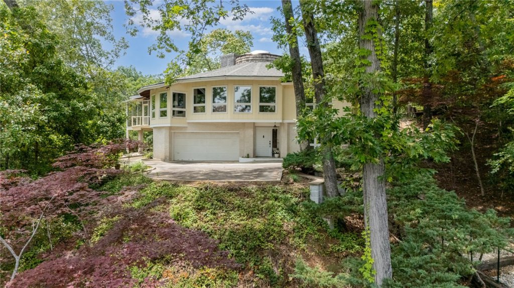 5015 Mount Vernon Drive